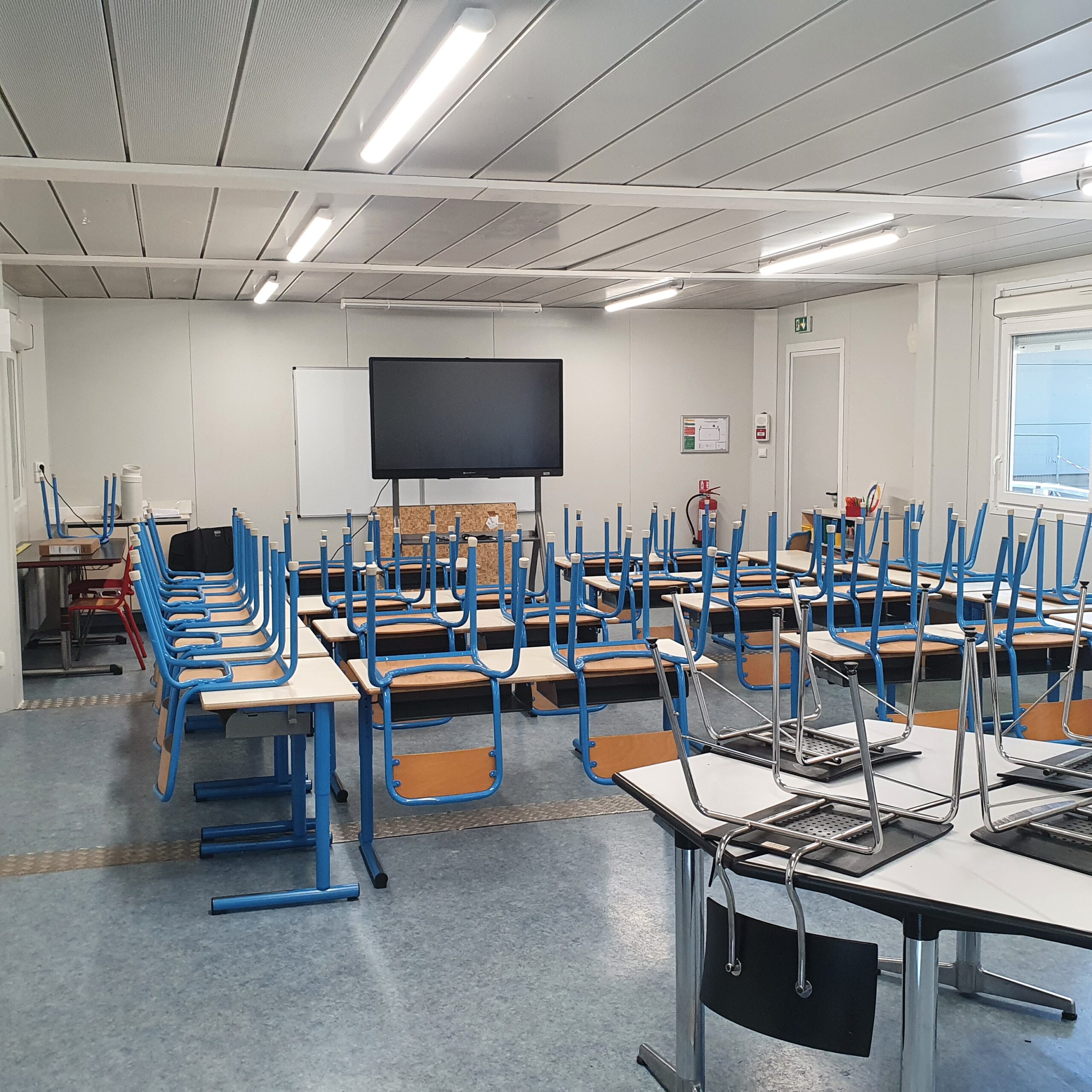 salle de classe intérieur